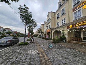 cho thuê shophouse nam an khánh
giáp khu a geleximco giá chỉ 25tr/1 tháng