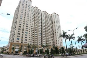 bán căn hộ 2 ngủ 2 vệ sinh tòa ct2b diện tích: 75 m hướng: ban công đông bắc nội thất: fu