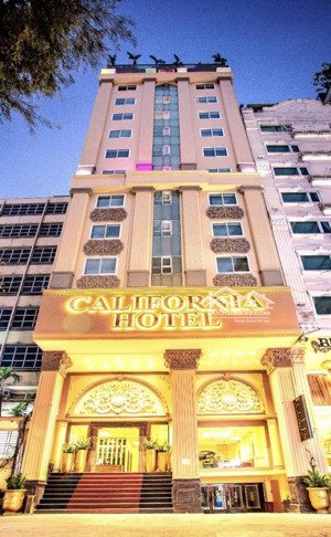 khách sạn vị trí vàng- mt thủ khoa huân quận 1- 16x28m- 2 hầm 10 tầng- hđt 15 tỷ/năm. chỉ 200 tỷ