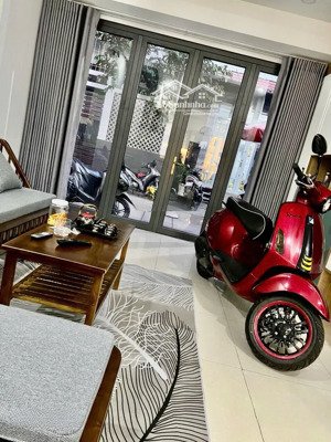 mã căn: 107280 bán nhà gấp: hxh tân sơn nhì, quận tân phú,dt 25/50 m2 ( 4*12m ) nhỉnh 5.6 tỷ