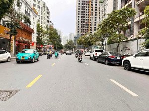 bán tòa nhà mặt phố vũ trọng phụng 125m2 9 tầng có hầm hiếm có đầy đủ hoàn công pccc