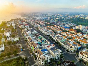 cần bán nhà 1 trệt 2 lầu đã hoàn thiện -5x12m khu tây sông hậu