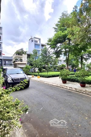 bán nhà khu dân cư bông sao, quận 8 4 tầng mới đẹp, 7pn, công viên trước nhà