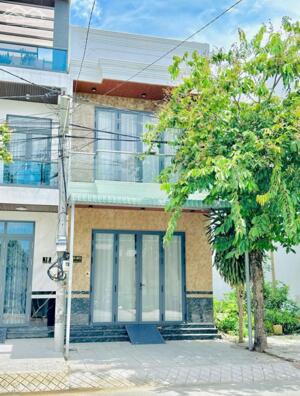 Nhà trệt lầu 3 phòng ngủ Khu Dân Cư Hồng Loan 6A