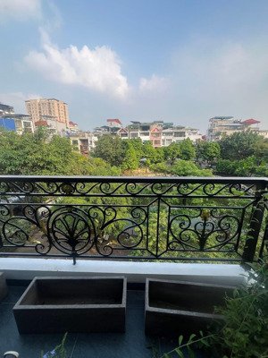 bán nhà riêng - ngõ 89 lạc long quân- ô tô vào nhà- chợ kinh doanh sầm uất