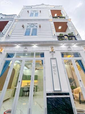 Nhà 1 trệt 2 lầu góc 2 mặt tiền - Gần bệnh viện đa khoa Trung Ương Cần Thơ