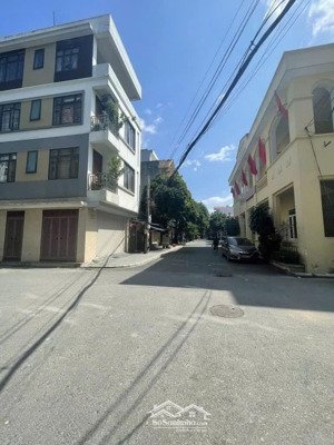 bán nhà phân lô quân đội 918 nhà c4, ô tô, dân trí cao, 7.35 tỷ lh e tiến 