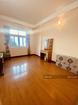 cho thuê nhà bắc cầu 35m2 4 phòng ngủ full đồ giá 6 triệu / tháng