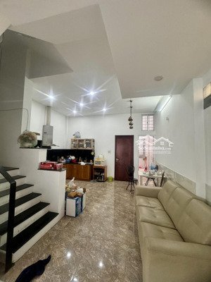 nhà mặt tiển 3 tầng 125m2, ngang 5m, xe hơi ngủ nhà, sát nguyễn duy trinh, nhỉnh 13 tỷ