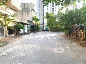 cho thuê nhà phố mậu lương làm kho . xưởng . văn phòng