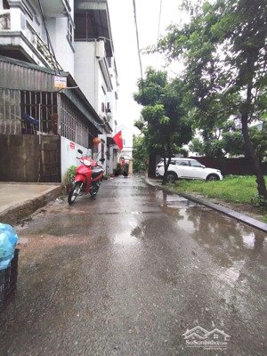 đất phúc lợi, 55m2, 7.35 tỷ, mặt tiền khủng, ô tô tải ngủ trong đất