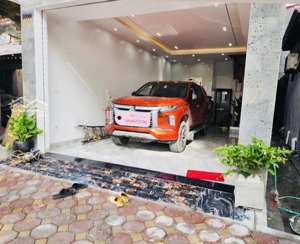 bán nhà dân xây: 4 tầng, 41m, oto 7c vào nhà, 16c thông, lai xá, hoài đức giá 8.x tỷ