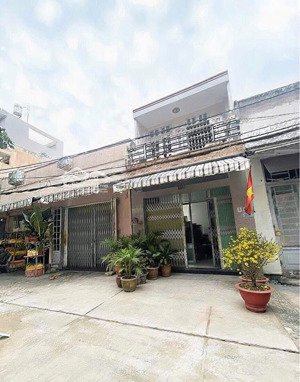 bán nhà bình tân - 4x15 - 2tầng btct - gần bốn xã - giáp tân phú - hẻm 1/ xe hơi thông