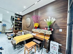 nhà đẹp mặt phố hiếm sài đồng - long biên