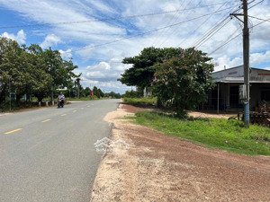 chủ gửi bán lô đất mặt tiền đường 749b 550m2, 10m2 mt.