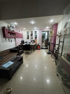 bán nhà kdc cao lỗ sát bên tttm aeon, vị trí sầm uất bậc nhất quận 8, xung quanh đầy đủ tiện ích