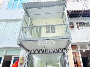 cho thuê nhà trung tâm 2 phòng ngủ hẻm võ văn kiệt, quận 5