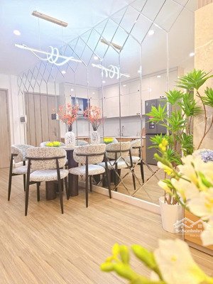 bán căn góc 100m2, 3pn, chung cư thạch bàn,full nội thất đẹp, tầng đẹp. hướng mát