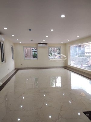 bán nhà phố phú diễn, 73m2, 3 tầng, mặt tiền 8m, 10m ra ô tô, chỉ 10,6 tỷ( 147 triệu/m2)