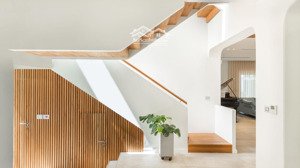 bán bt vườn tùng view công viên 1.7h, clubhouse, bể bơi (10 năm mới có nhà bán 1 căn biệt thự lõi)