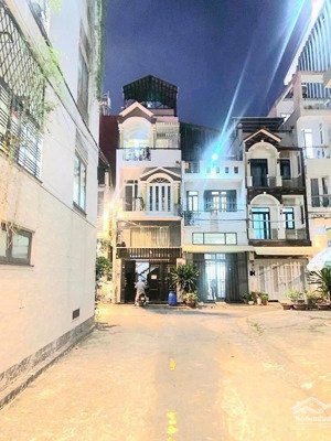 bán. nhà 3 tầng siêu đẹp, hxh, giá chỉ: 9.6 tỷ (54m2), ngày vincom, võ văn ngân, bình thọ, thủ đức.