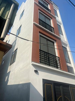 anh hùng sỹ quan tổng cục 2 gửi bán nhà yên nội lô góc hai thoáng, ô tô đỗ cửa, giá nhỉnh 6 tỷ