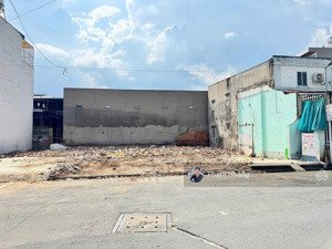 chủ cần bán 2 lô đất mt đối diện sân vận __động đông hòa p.đông hòa tp.dĩ an dt 86m giá 4ty550