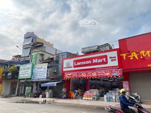 nhà mặt phố đà nẵng. mt: 7m. làm: siêu thị, thời trang, bánh ngọt, bỉm sữa, showroom..