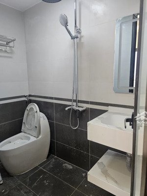 bán chcc n06 trần quý kiên, full đồ, 56m2, 3 pn, 2 wc