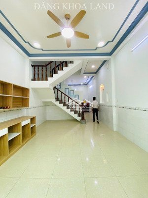 bán nhà p. linh tây - 1t2l, hẻm nhựa xe hơi, sát phạm văn đồng, di chuyển thuận tiện