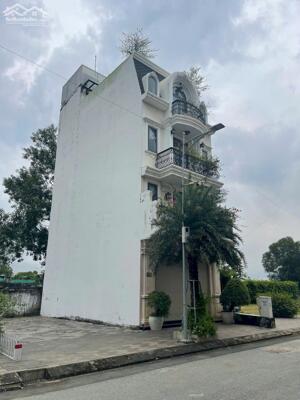 Bán Nhà 4 tầng có thang máy siêu đẹp ngay Nguyễn Xiển TP Thủ Đức