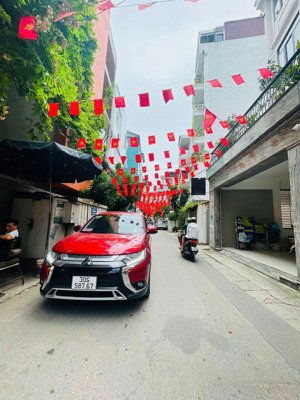 siêu phẩm 40m2, 5 tầng, mt 4m - nở hậu - ô tô- nhà quan chức xây - phường nghĩa đô - 14,6 tỷ .