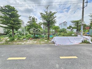 ra nhanh lô đất đẹp ngay kdc đất mới dt 110m2 full thổ cư, sổ sẵn cầm tay đi ra ngã tư chiêu liêu.