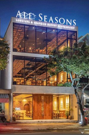 bán nhà hàng: mặt tiền nguyễn văn thoại. diện tích 196m. ngang: 9.1m. cực đẹp. giá: 85 tỷ