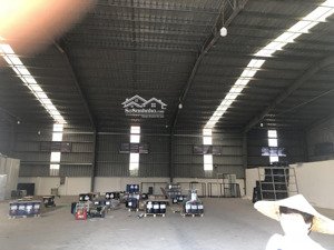 cho thuê kho xưởng kcn nam thăng long - bắc từ liêm - hà nội 700m2 mặt tiền 20m. cao 10m. giá 70tr