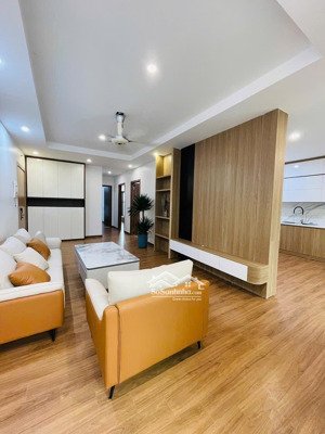 bán căn hộ 3pn thăng long yên hoà 118m2 giá 6.8 tỷ. lh: 