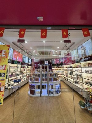 lô góc mặt phố tôn đức thắng đống đa 4 tầng sổ vuông đẹp 55m2 mặt tiền hiếm 5,5m2 chỉ 31,8 tỷ