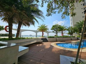 cho thuê căn 3 phòng ngủ the pegasuite, có máy lạnh + nước nóng + rèm + bếp từ giá 14tr. 