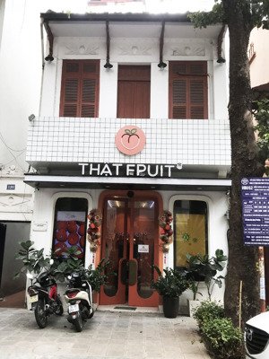 cho thuê nhà mp lý thường kiệt: 30m2 x 3 tầng, mt: 4m, đoạn đẹp, vỉa hè rộng. lh: 