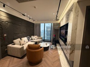 bán căn góc 136m2, 4pn3wc, bancong đông nam tại n01-t8 ngoại giao đoàn, em đức: 