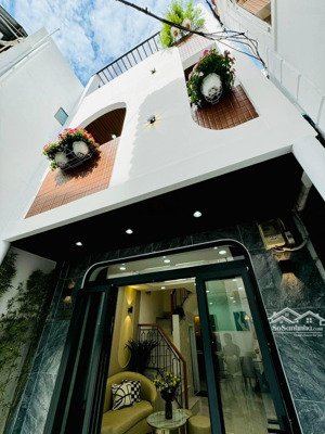 bán nhà 54m2 chính chủ gửi ngay trần kế xương-phú nhuận, đường hẻm xe hơi, an ninh, vị trí đẹp