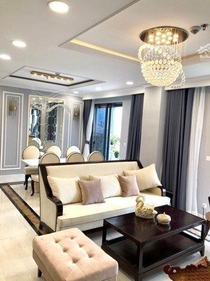 cho thuê cc the gold view, 14 triệu, 63 m2,nội thất cơ bản, 2pn, view đẹp, q4, hcm.nhà đẹp giá tốt.