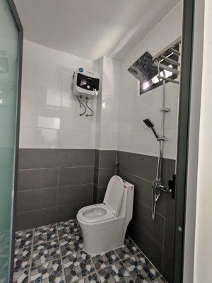 chị gái gửi bán nhà 2 tầng bình hòa 11, sát thăng long full nội thất, mới ở ngay.