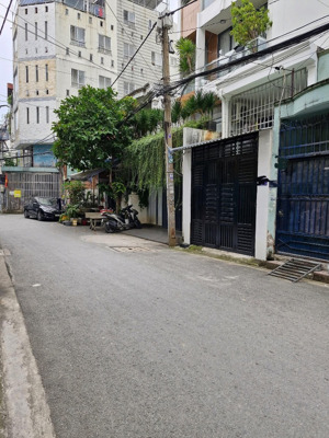 3 tầng hẻm 5m ngang 7m nhỉnh 9 tỷ