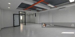 văn phòng 85m2 sàn trống suốt ở vạn phúc, gần bãi xe, có thang máy, máy lạnh, hầm xe. giá chỉ 13 tr