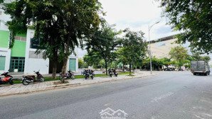 gem sky world! bán nhanh nền 100m2 giá chỉ 1,8 tỷ đối diện công viên, cách làng đh 800m - đã có sổ