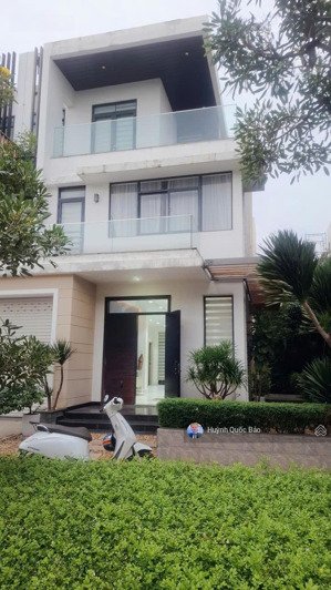 cho thuê biệt thự song lập f6 lucasta villa phú hữu, thủ đức giá 33 triệu/tháng