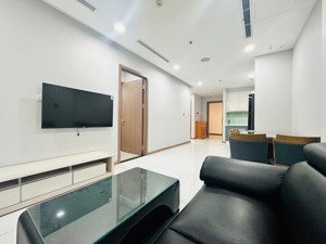 cần bán căn hộ 2pn cao cấp tại vinhomes central park