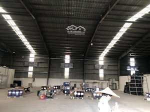 cho thuê kho xưởng kcn nam thăng long bắc từ liêm, dt 700m2 khung zamil xe công đỗ cửa điện 3 pha