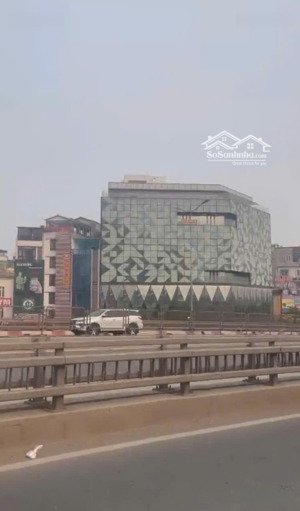 bán tòa văn phòng phố víp lô góc quận cầu giấy 381m2 xây 9 tầng mt 38m